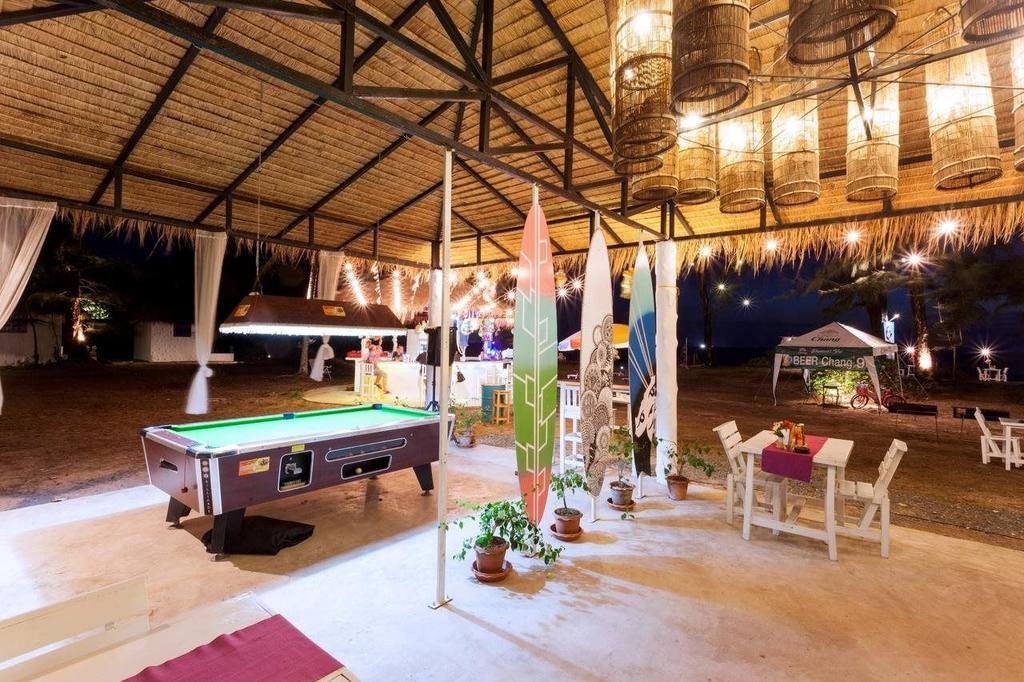 Hotel Micky Monkey Beach At Maikhao Beach Mai Khao Exterior foto